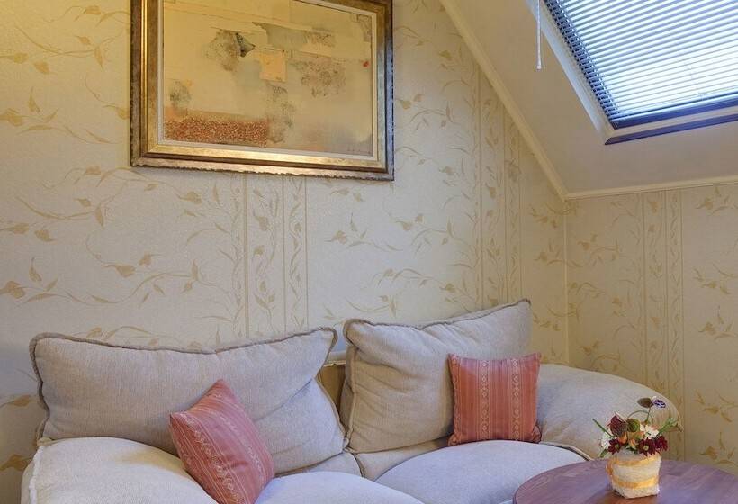 חדר סטודיו סטנדרד, Capitol