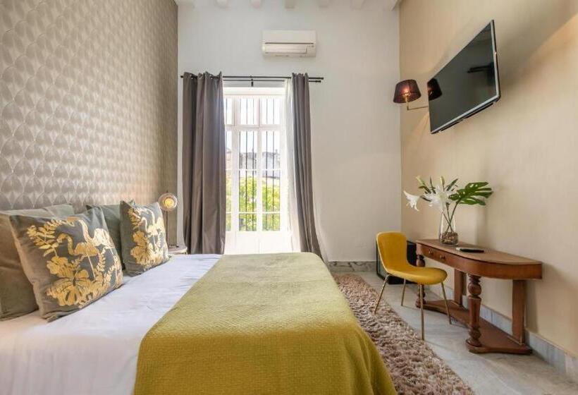 スタンダードトリプルルーム, Catedral Suites Jerez