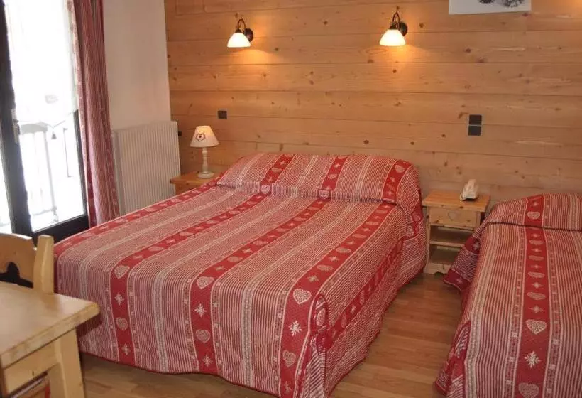 スタンダードトリプルルーム, Hôtel Et Appart'hôtel De L'hermitage