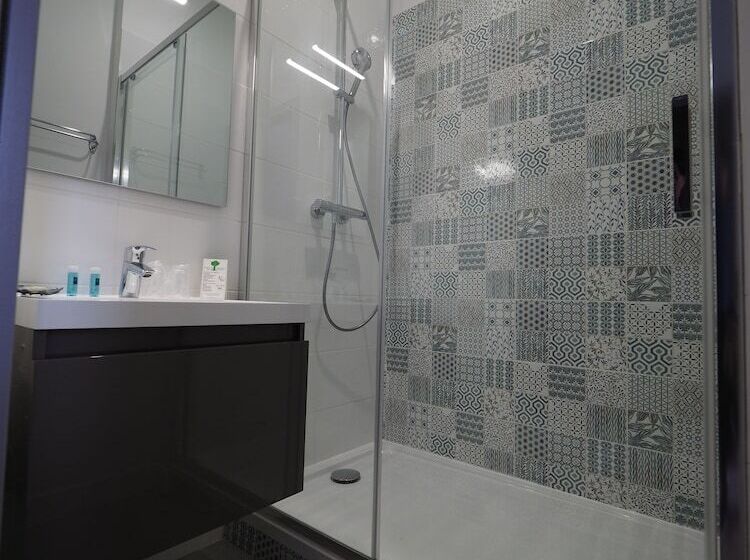 חדר קומפורט, Le Biarritz  Vichy