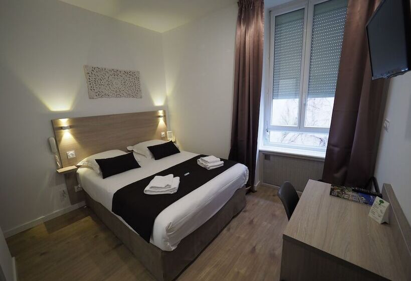 חדר סטנדרט, Le Biarritz  Vichy