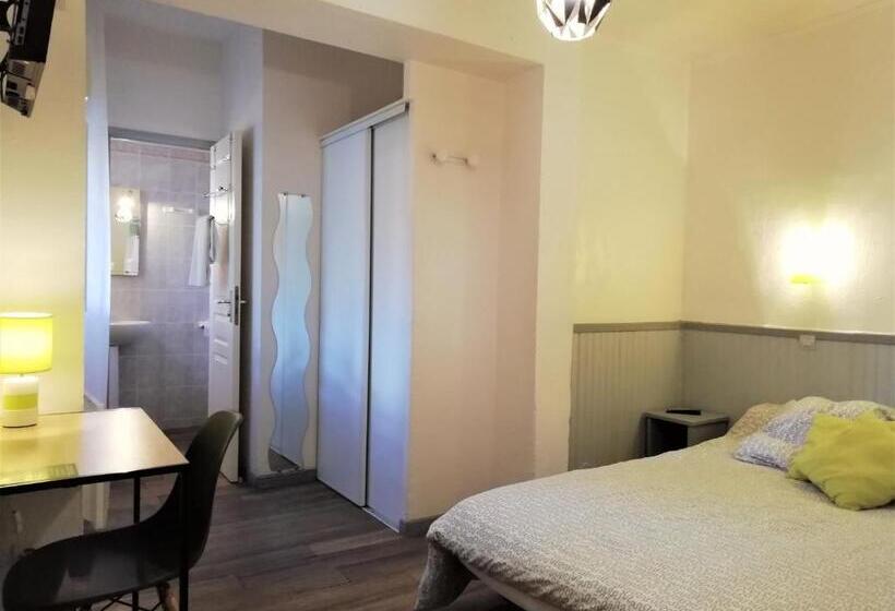 غرفة قياسية مطلّة علي الحديقة, Le Chalet