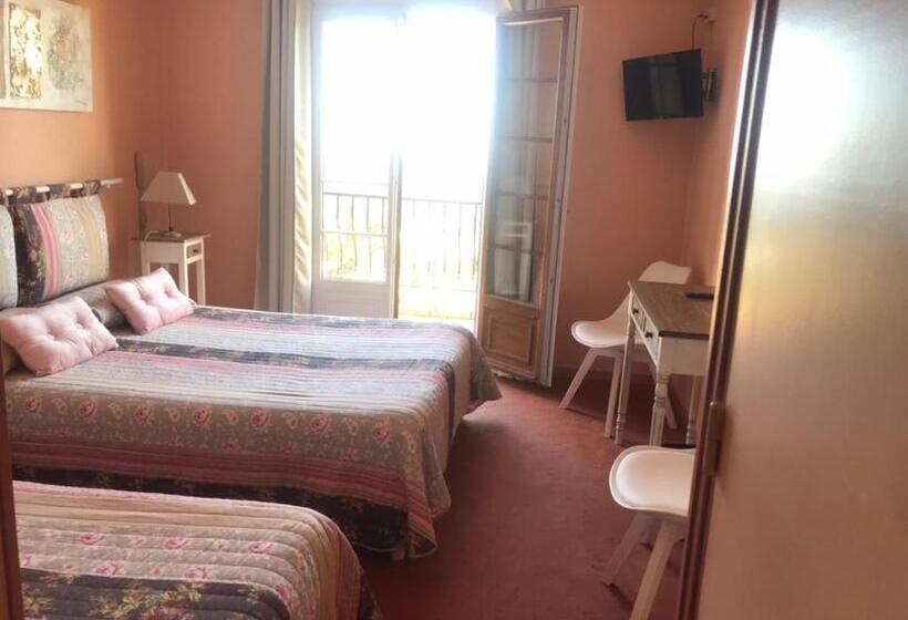 غرفة قياسية ثلاثية, Les Belles Terrasses