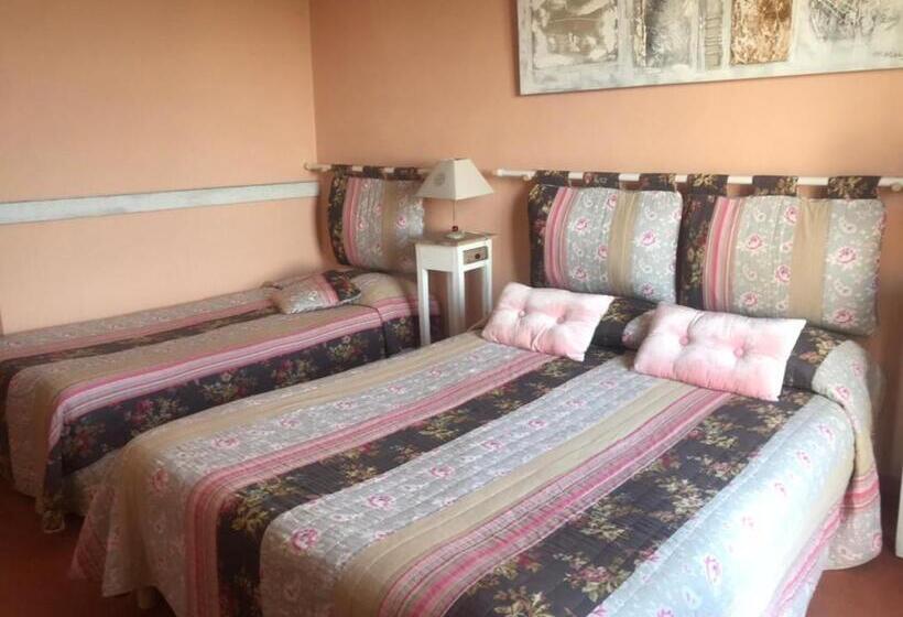 غرفة قياسية ثلاثية, Les Belles Terrasses