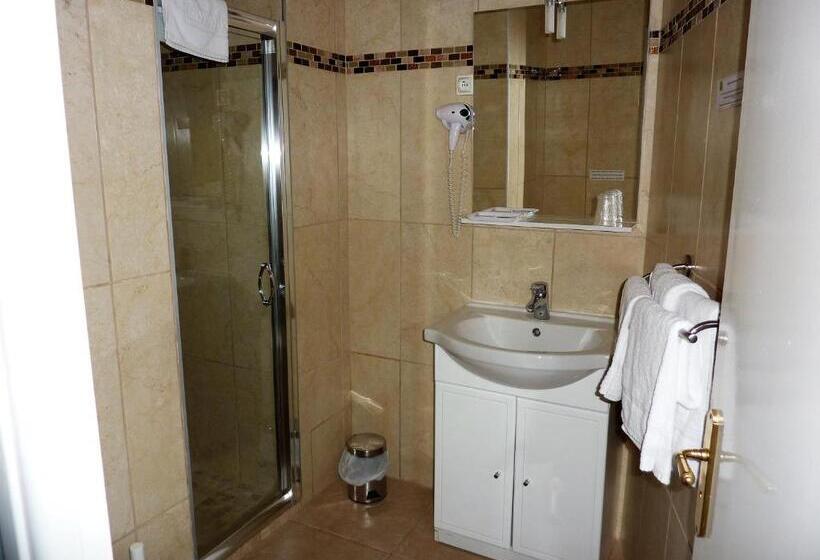 غرفة إقتصادية, Les Belles Terrasses