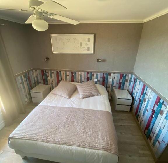 Номер Deluxe Вид на Море, Les Belles Terrasses