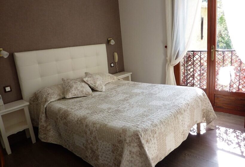 غرفة قياسية مطلّة علي الحديقة, Les Belles Terrasses