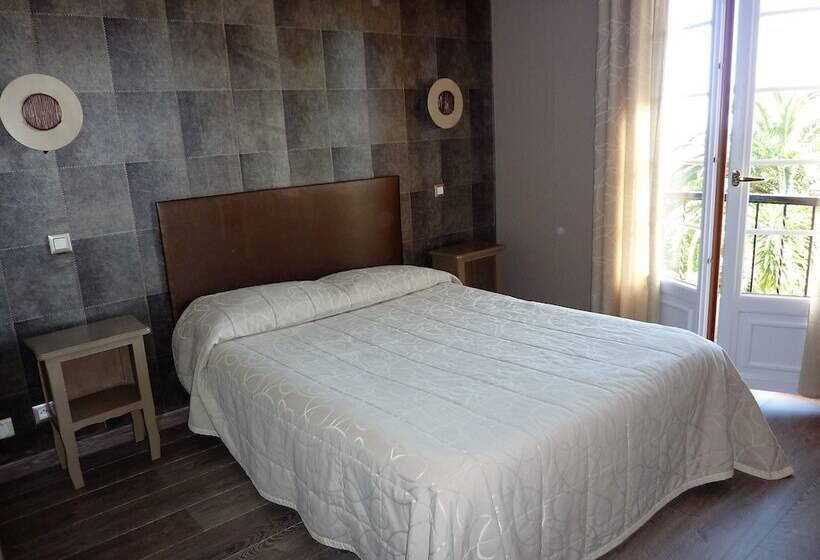 غرفة قياسية مطلّة علي الحديقة, Les Belles Terrasses