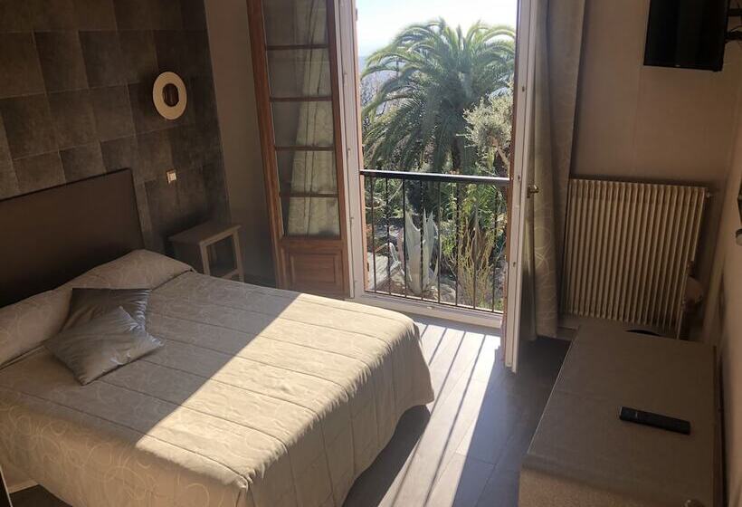 غرفة قياسية مطلّة علي البحر, Les Belles Terrasses