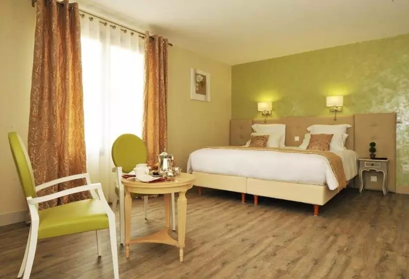 Superior-huone, Logis Hostellerie Du Mont Aime
