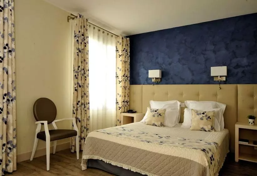 Superior-huone, Logis Hostellerie Du Mont Aime