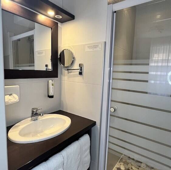 标准间, Logis Hôtel Restaurant Azalées