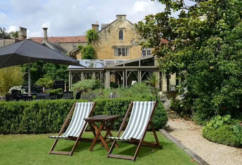 スタンダードシングルルーム, The Manor House