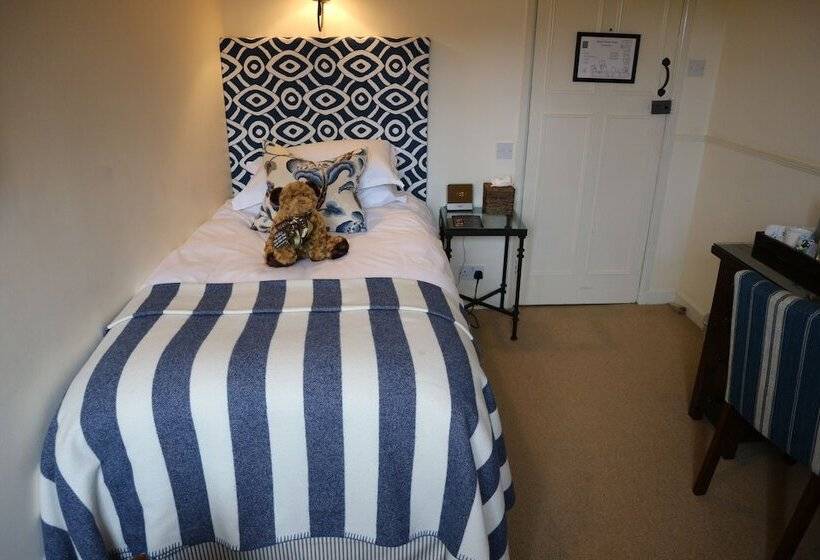 标准单人间, The Manor House