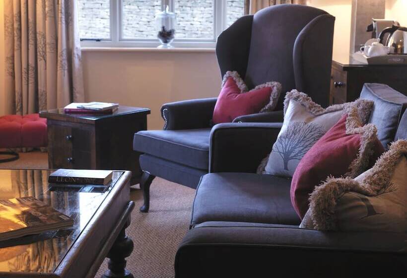 1间卧室的房子, The Manor House