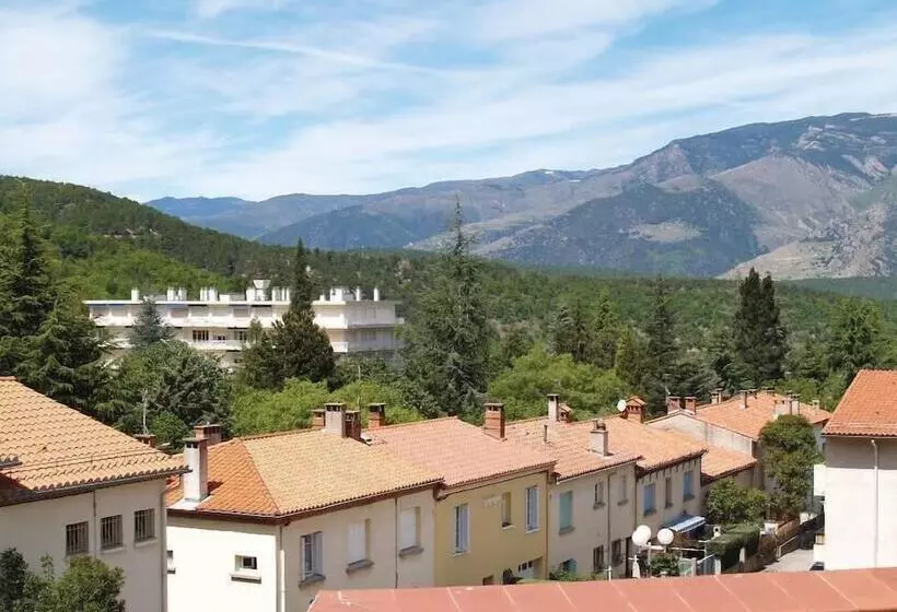 Perhehuone, Hôtel Princess