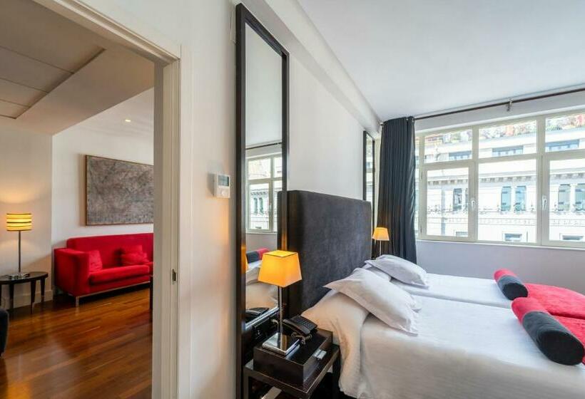 اتاق استاندارد چهار تخته, Quatro Puerta Del Sol