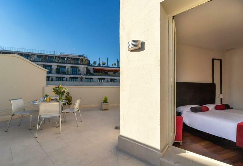 اتاق سوپریور, Quatro Puerta Del Sol