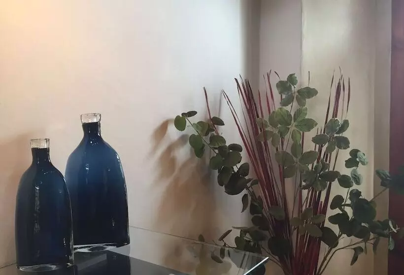 سوئیت پرزیدنت, Quinta Luna