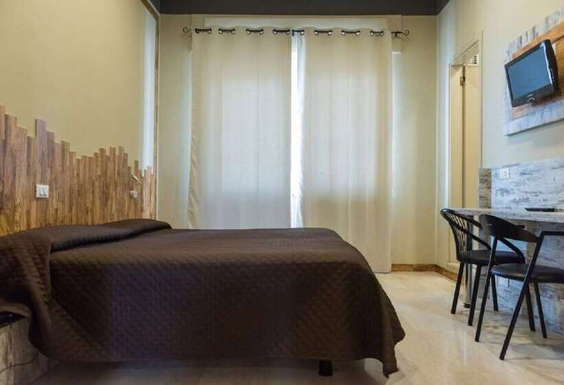 スタンダードルーム, Royal