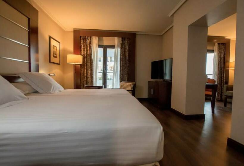 小型豪华套房, Sevilla Center