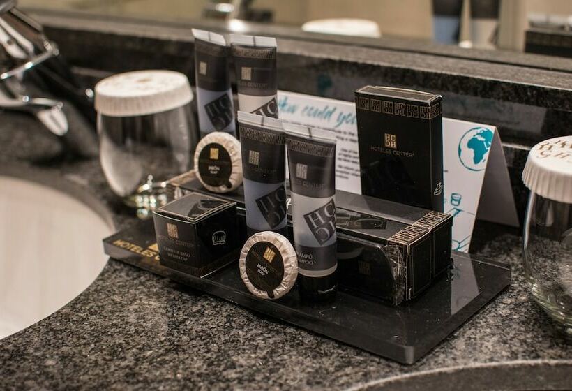 豪华房间, Sevilla Center