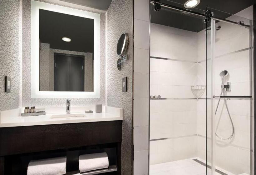 스탠다드 도시전망 룸, The Clancy Autograph Collection