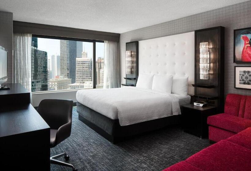 스위트 킹사이즈 침대, The Clancy Autograph Collection