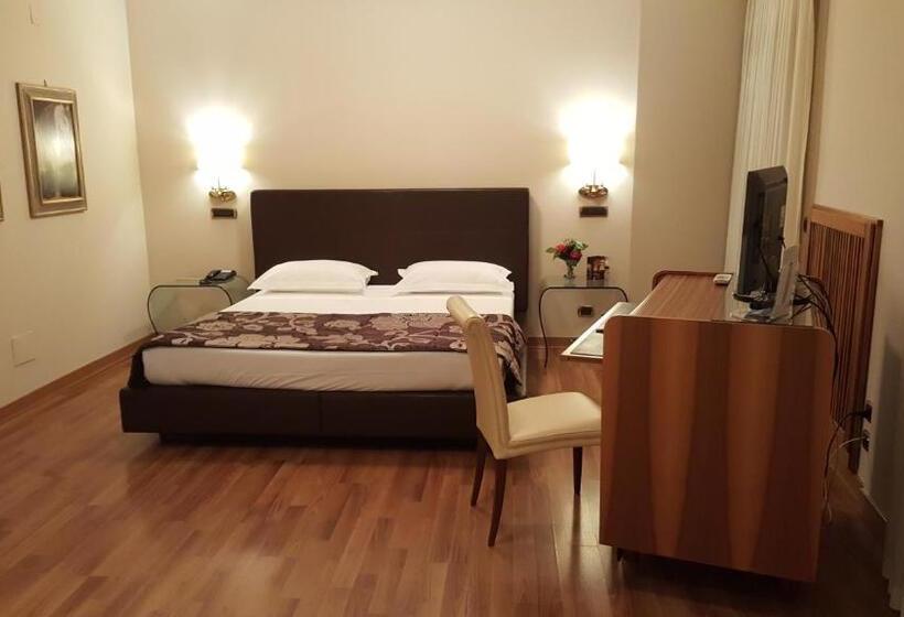 اتاق سوپریور, Villa Traiano