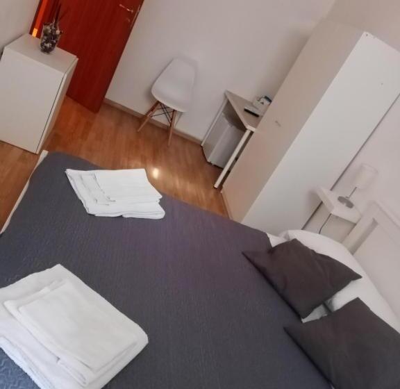 اتاق استاندارد, I Love Naples B&b