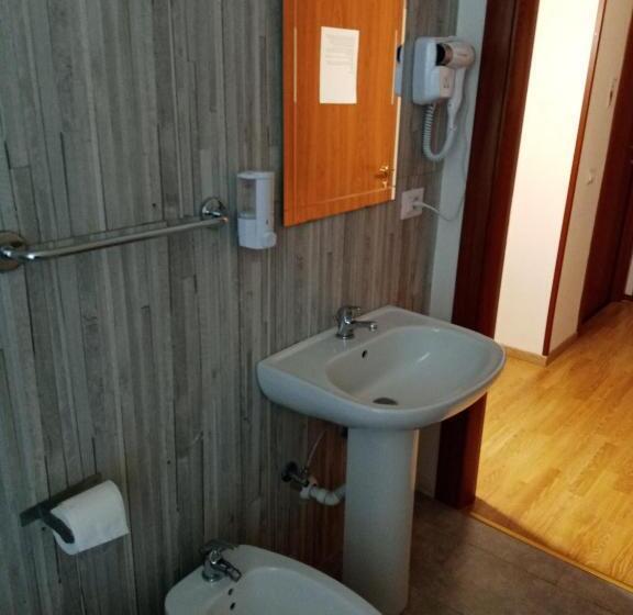 اتاق استاندارد سه نفره, I Love Naples B&b