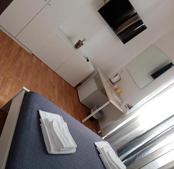اتاق استاندارد سه نفره, I Love Naples B&b