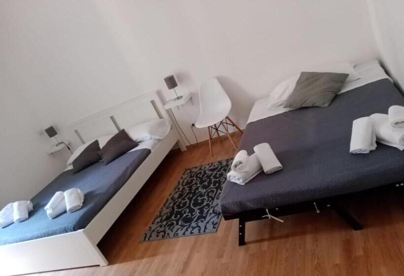 اتاق استاندارد چهار تخته, I Love Naples B&b