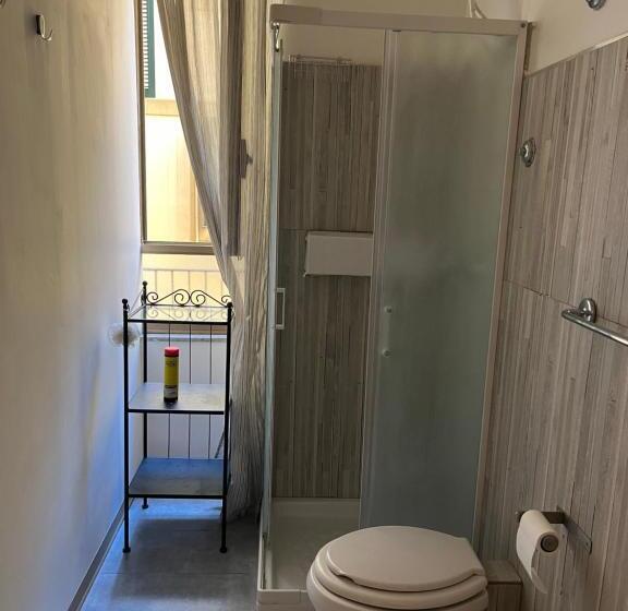 اتاق استاندارد سه نفره, I Love Naples B&b