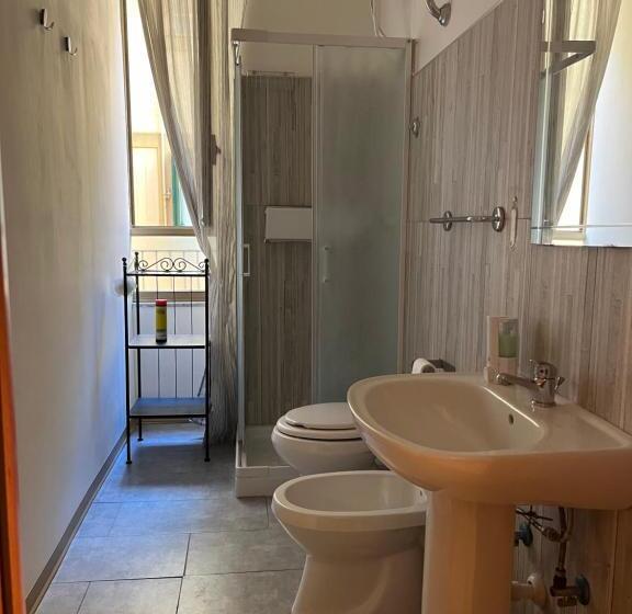 اتاق استاندارد سه نفره, I Love Naples B&b