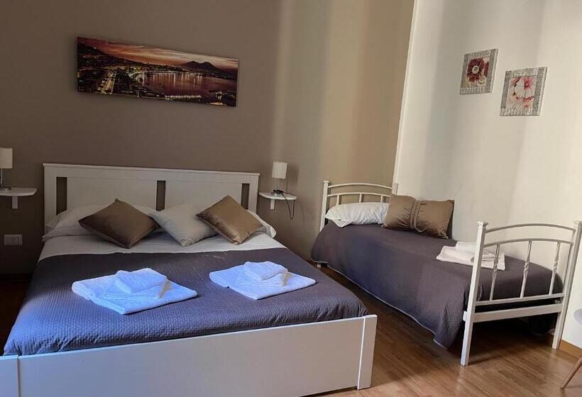 اتاق استاندارد سه نفره, I Love Naples B&b