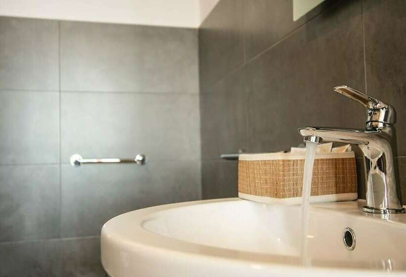 اتاق استاندارد, Il Maestrale B&b