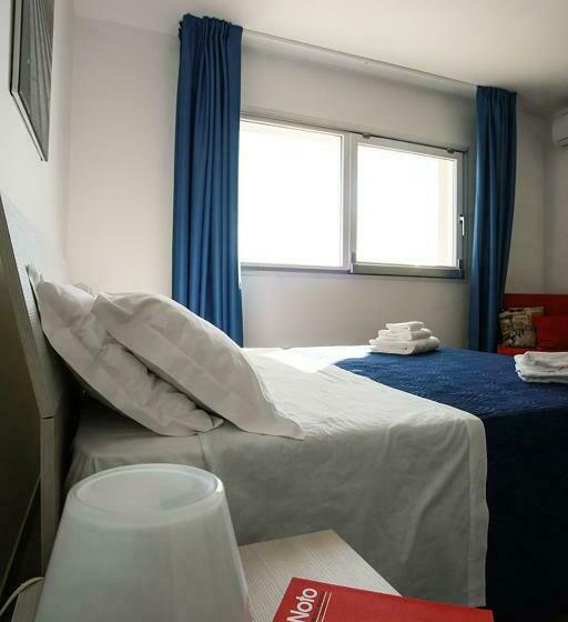 اتاق لوکس سه تخته, Il Maestrale B&b