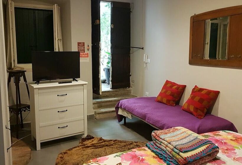 اتاق استاندارد, La Casa Di Daniele