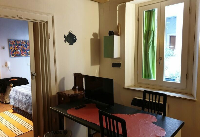 اتاق استاندارد چهار تخته, La Casa Di Daniele