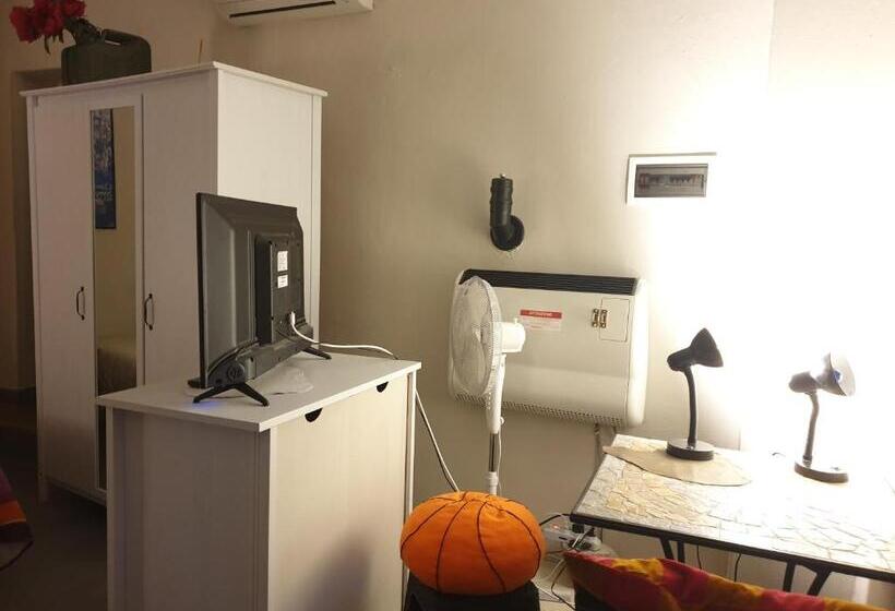 اتاق استاندارد, La Casa Di Daniele