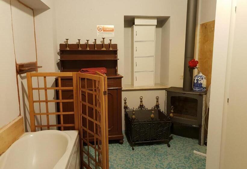 اتاق استاندارد سه نفره, La Casa Di Daniele