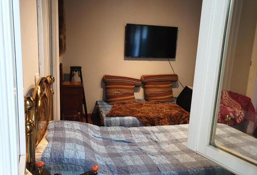 اتاق استاندارد چهار تخته, La Casa Di Daniele