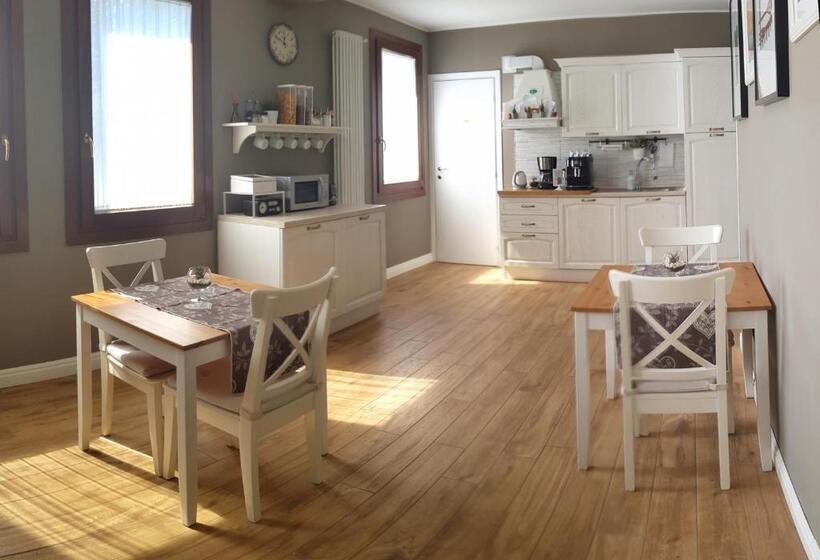 اتاق لوکس, B&b Fine Venice