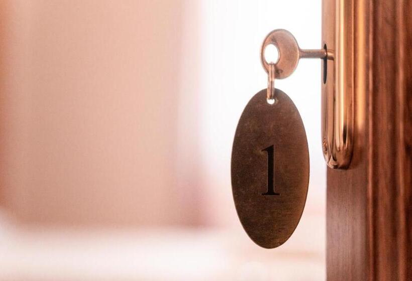 Family Suite, Abbanive