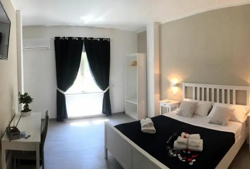デラックスルーム, Cosmo Rooms A Pochi Passi Da Tropea