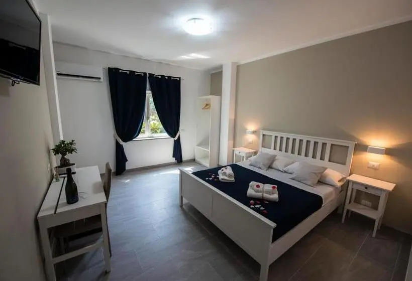 デラックスルーム, Cosmo Rooms A Pochi Passi Da Tropea