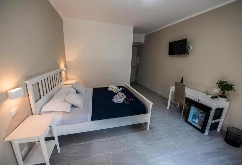 デラックスルーム, Cosmo Rooms A Pochi Passi Da Tropea