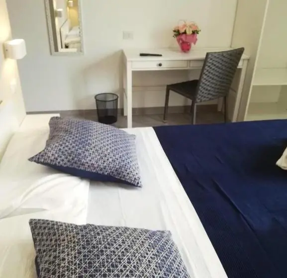 バルコニー付きスタンダードルーム, Cosmo Rooms A Pochi Passi Da Tropea