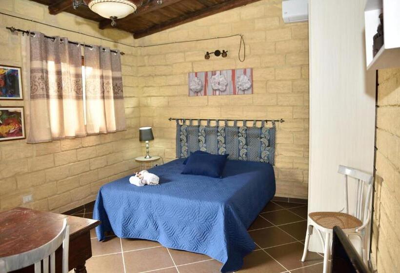 デラックススタジオ, Bifarville Bed And Breakfast